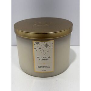 Place & Time Iced Sugar Cookies 3 Wick Holiday Candle 15 oz Butter Cream Spice